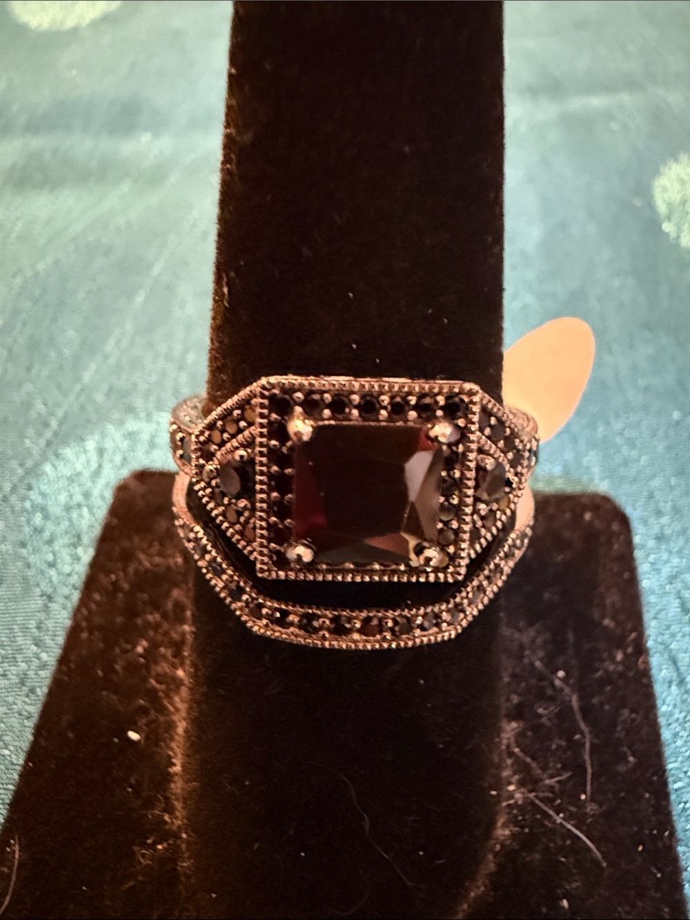 Vintage-Inspired Black Stone engagement and wedding Rings